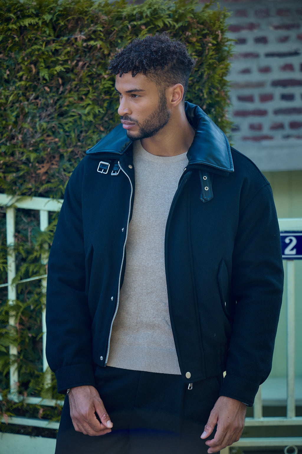 Blouson Homme à Col Contrasté  – Casual Chic