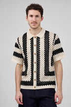 Chemise tricotée ajourée manches courtes