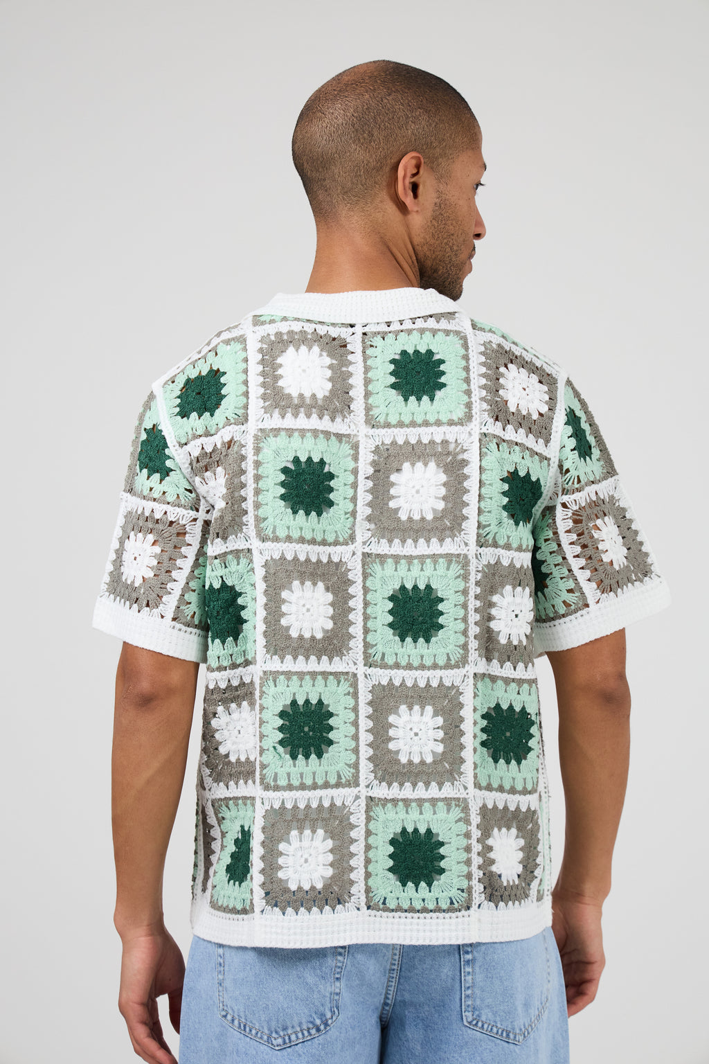 Chemise polo homme en maille crochet à motifs