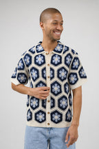 Chemise en crochet à motif floral – Manches courtes