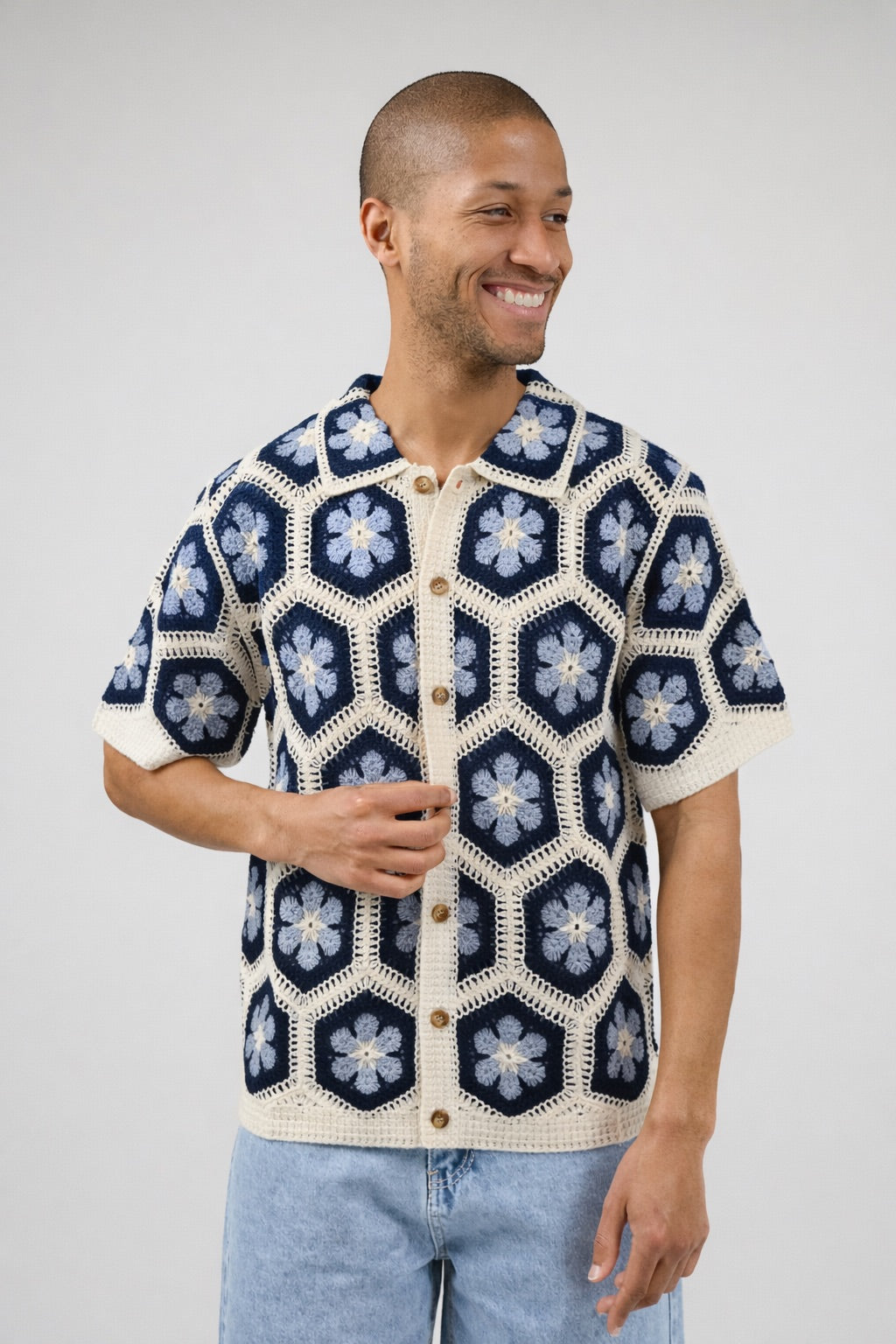 Chemise en crochet à motif floral – Manches courtes