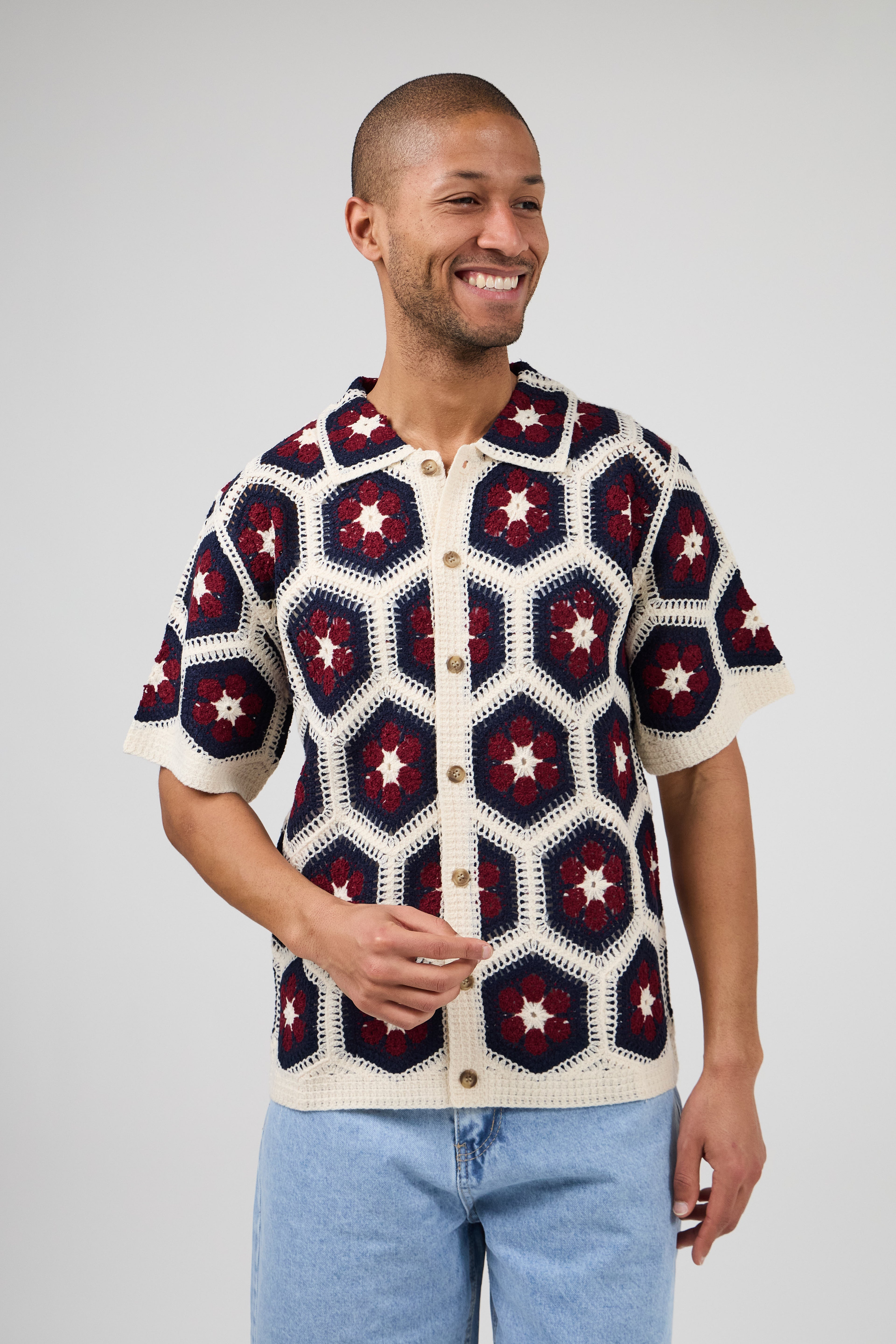 Chemise en crochet à motif floral – Manches courtes