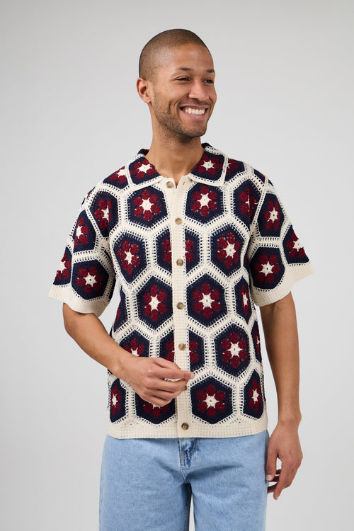 Chemise en crochet à motif floral – Manches courtes