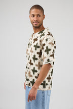 Chemise en crochet à motif floral géométrique