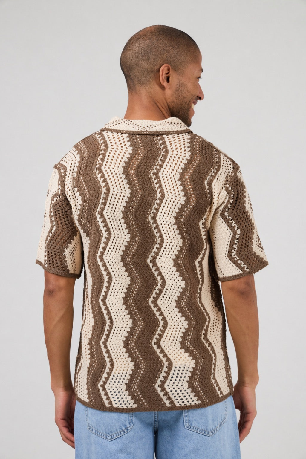 Chemise en maille crochet à motif zigzag – Manches courtes