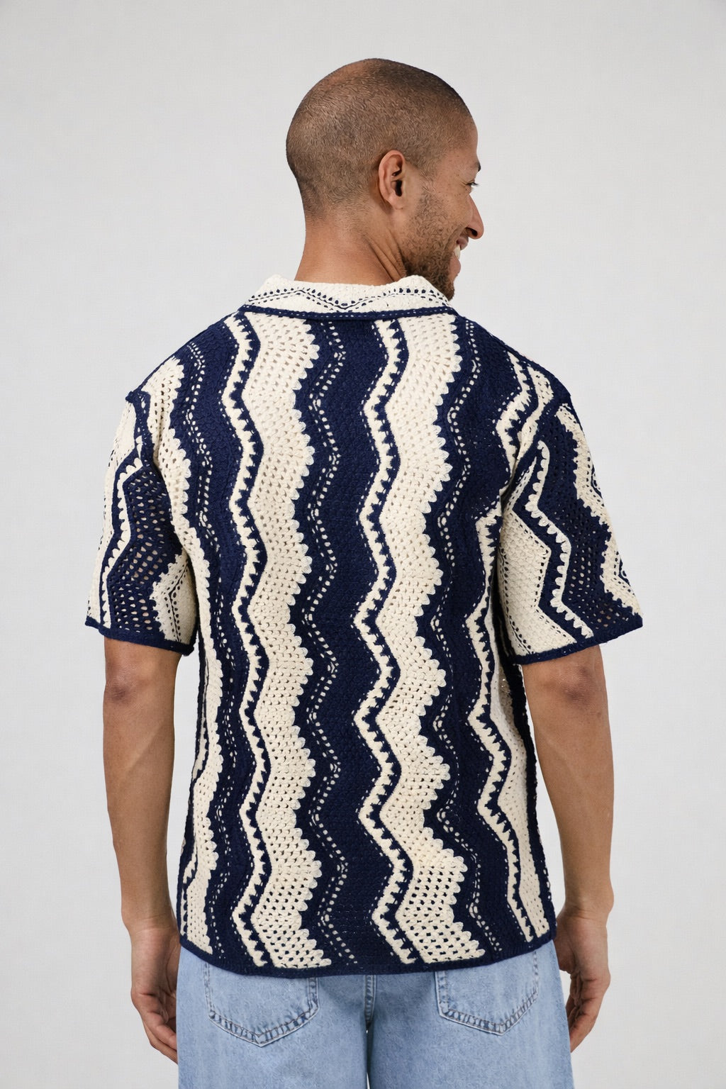 Chemise en maille crochet à motif zigzag – Manches courtes