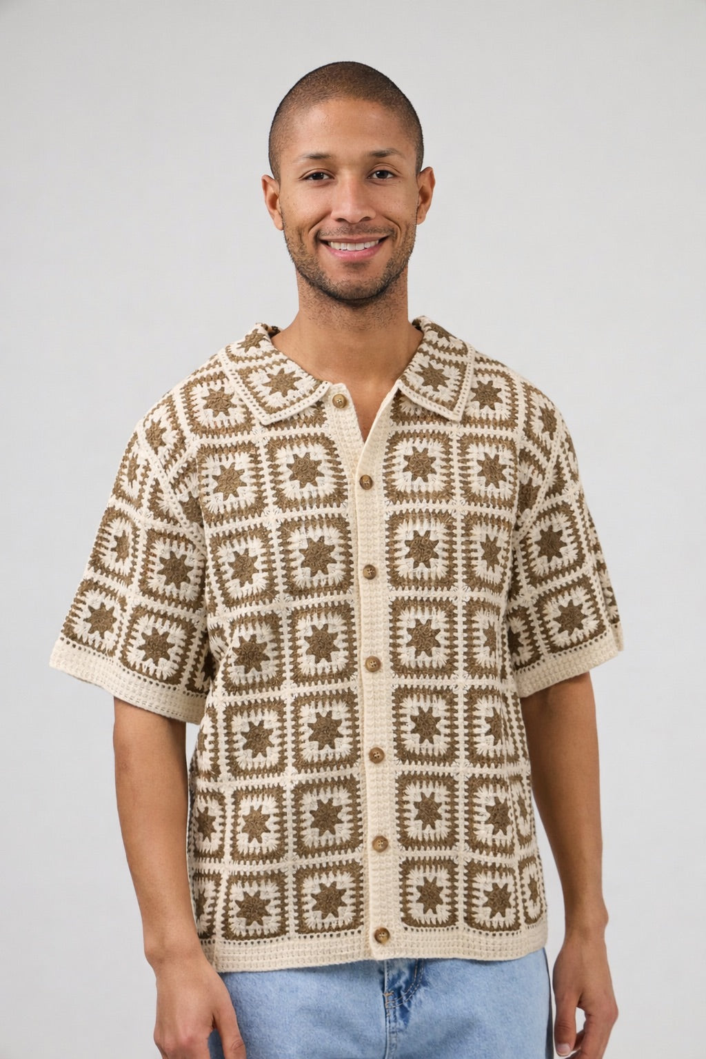 Chemise en crochet à motif géométrique – Manches courtes