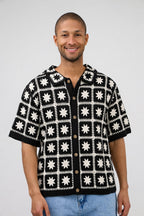 Chemise en crochet à motif géométrique – Manches courtes