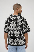 Chemise en crochet à motif géométrique – Manches courtes