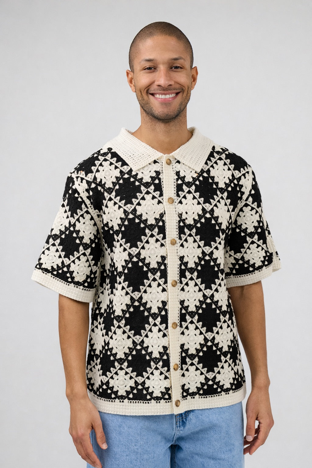 Chemise en crochet à motif géométrique – Manches courtes