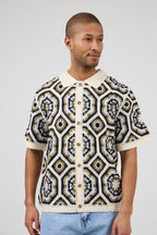 Chemise homme en maille crochet à motifs géométriques