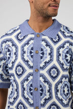 Chemise homme en maille crochet à motifs géométriques