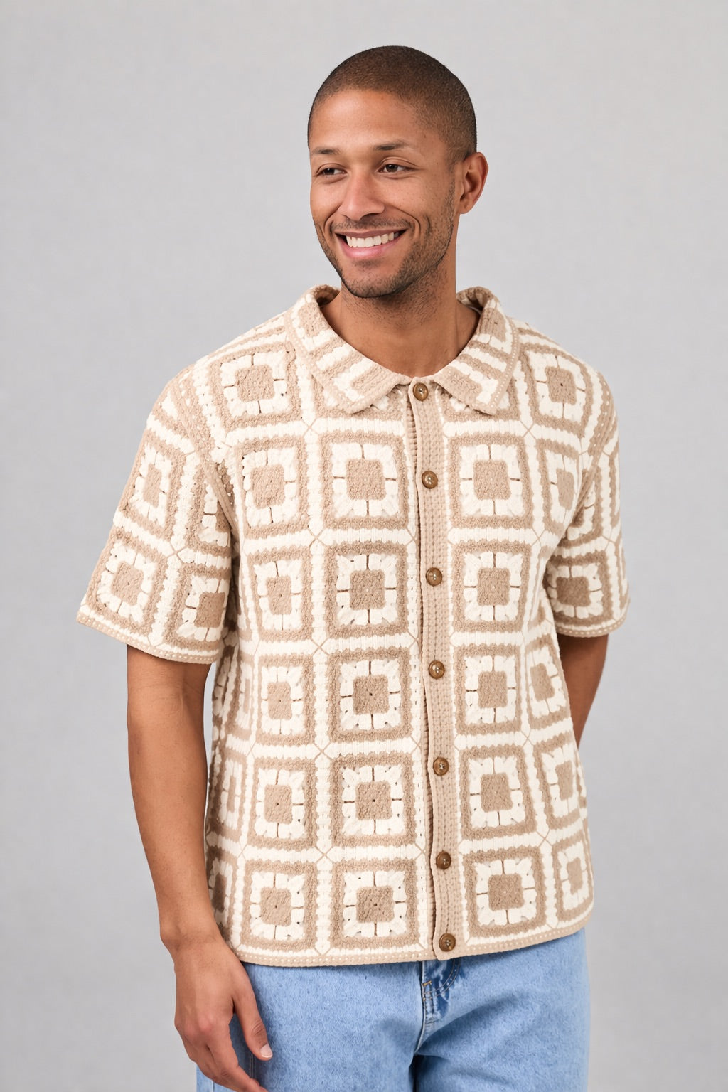Chemise homme en maille crochet à motifs rétro