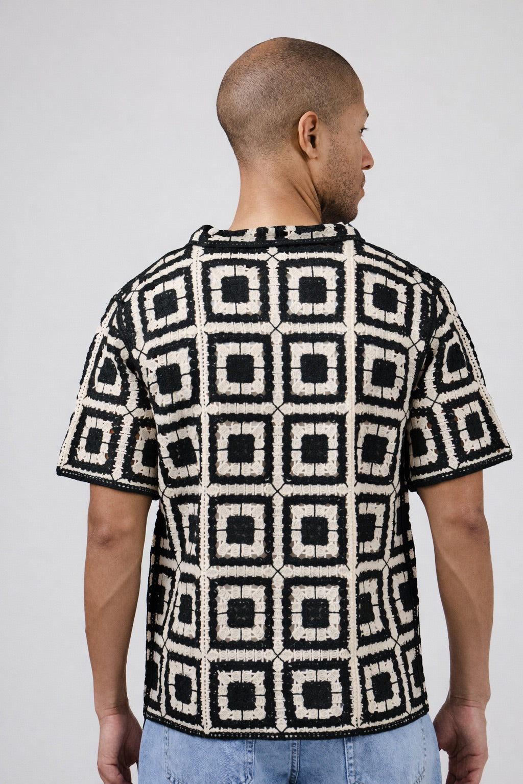 Chemise homme en maille crochet à motifs rétro