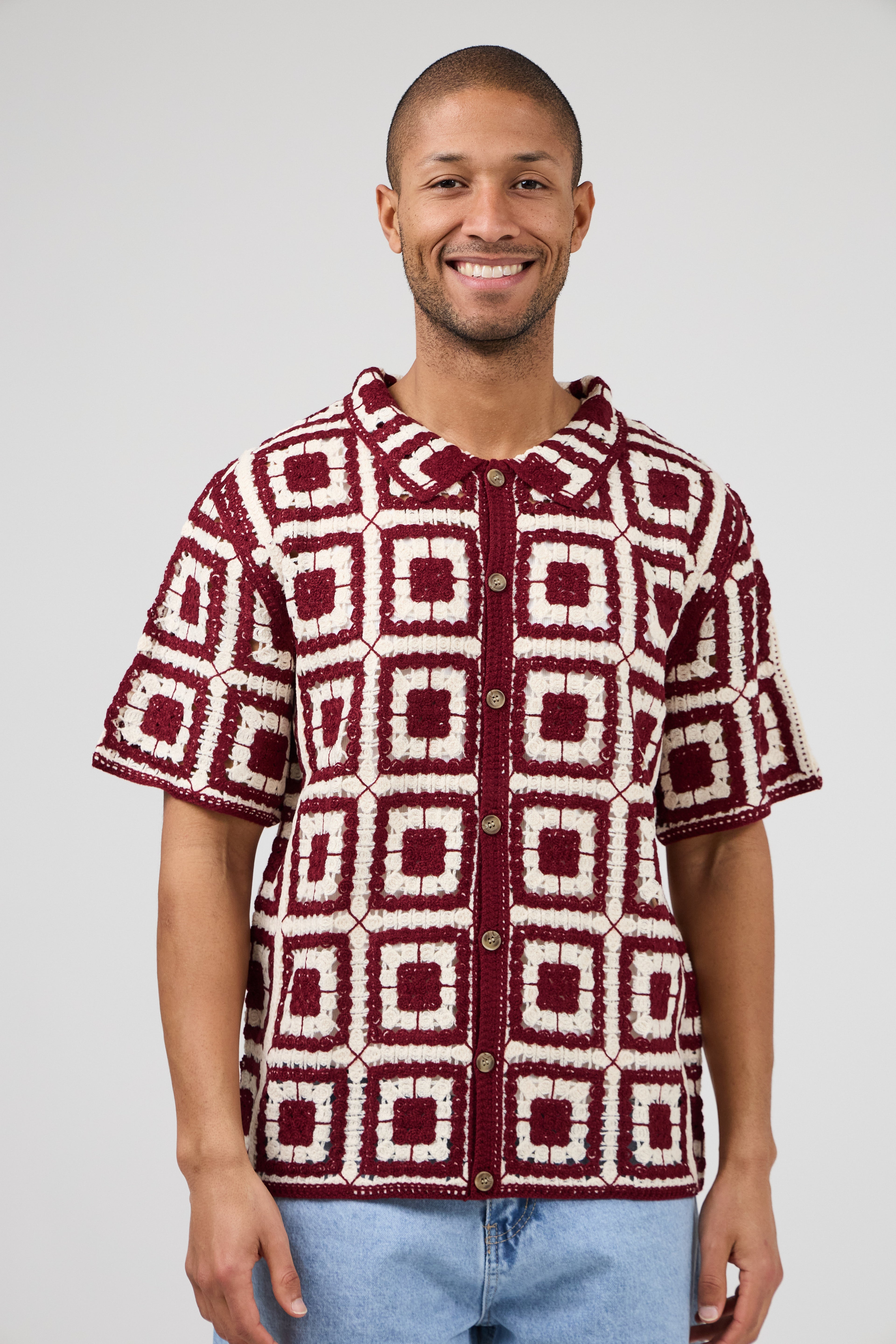 Chemise homme en maille crochet à motifs rétro