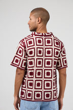 Chemise homme en maille crochet à motifs rétro