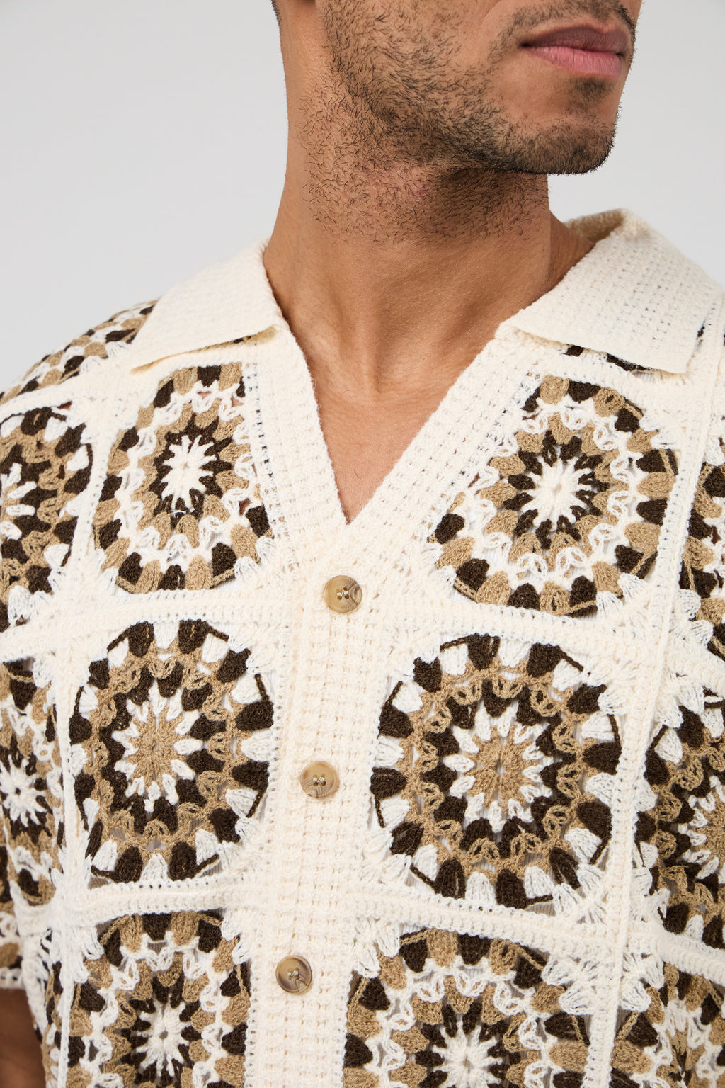 Chemise homme en maille crochet à motifs vintage