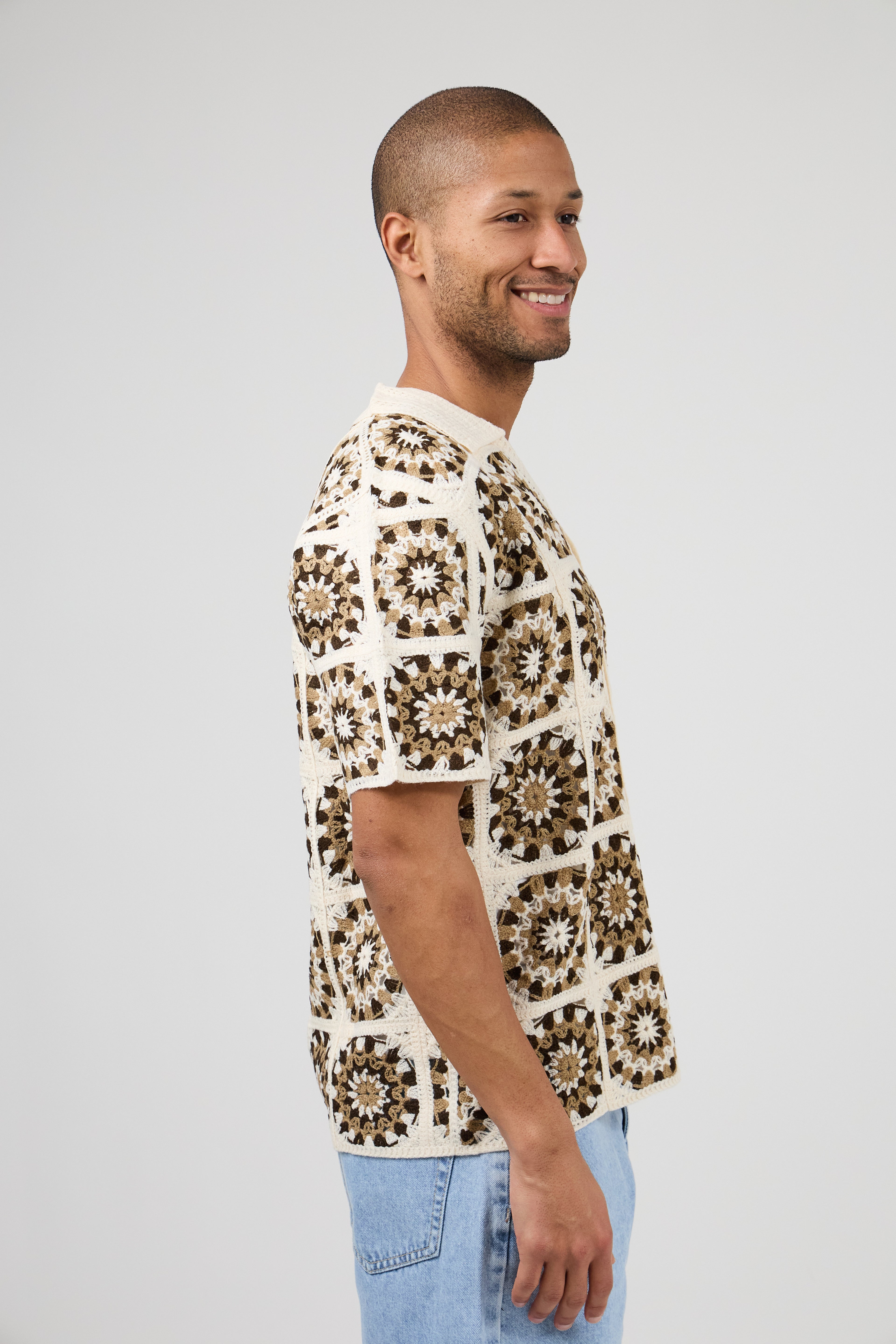 Chemise homme en maille crochet à motifs vintage