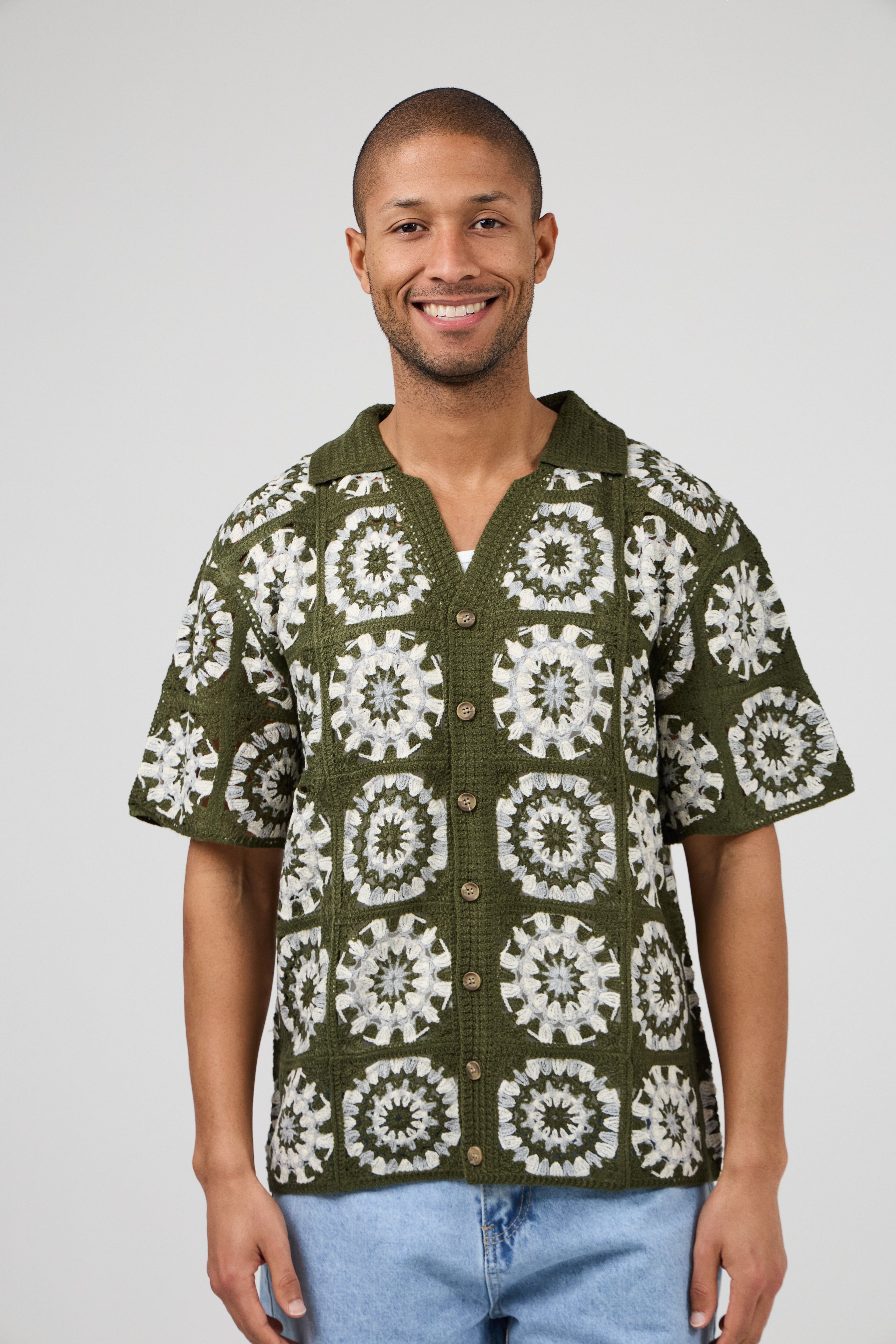 Chemise homme en maille crochet à motifs vintage