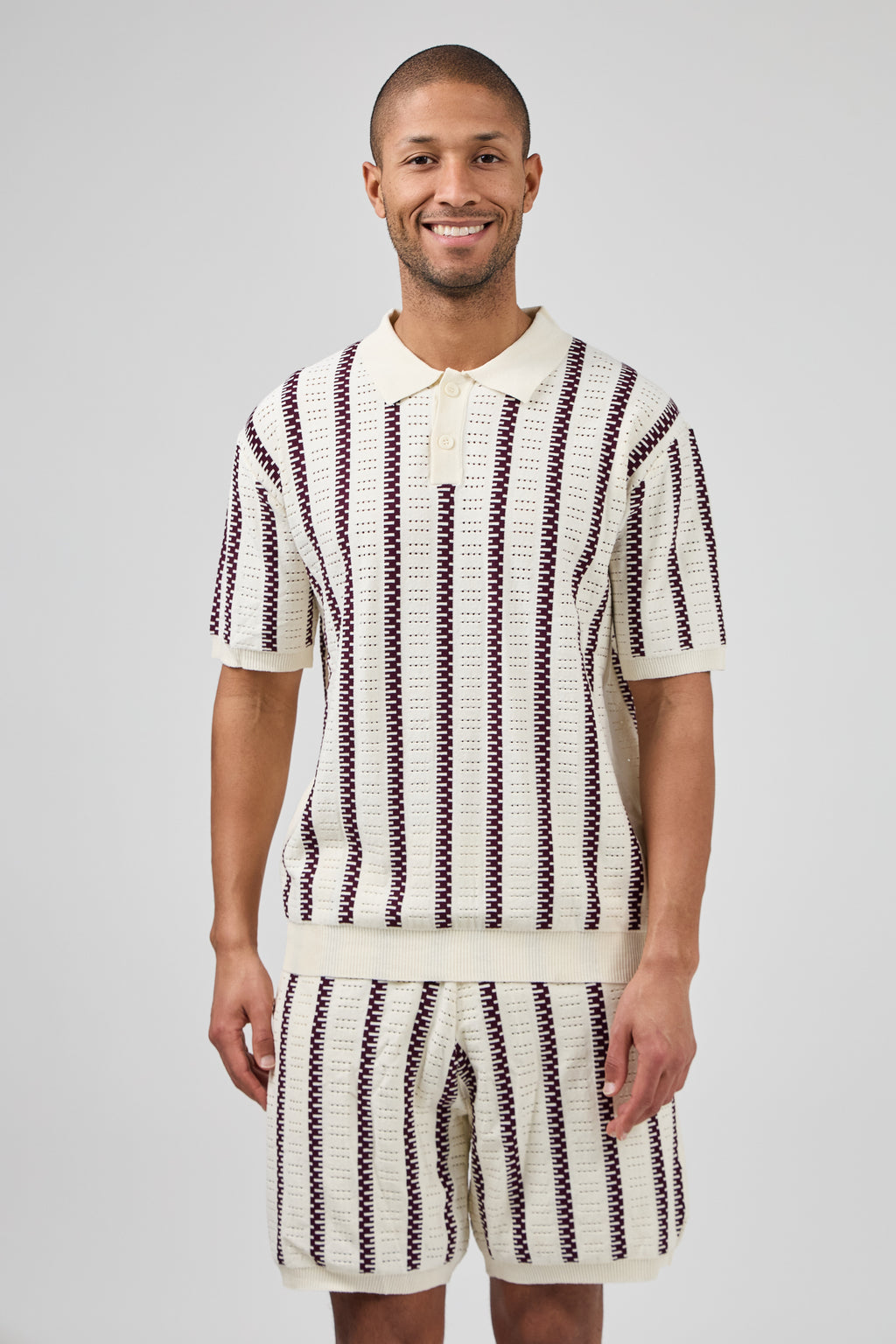 Ensemble Homme Polo Tricoté à Motifs Rayés + Short Assorti