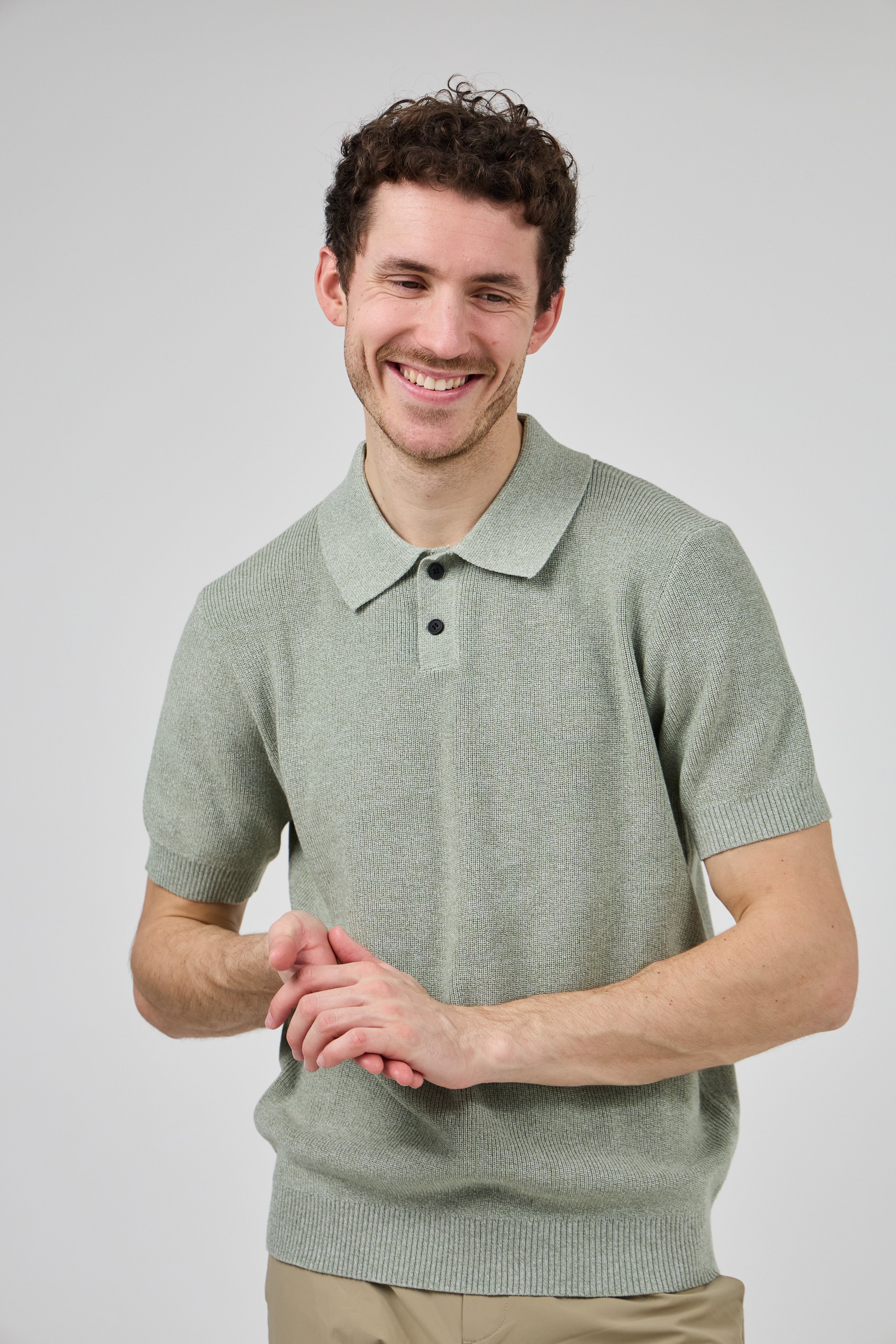 Polo en maille texturée à manches courtes