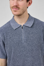 Polo en maille texturée à demi-zip pour homme