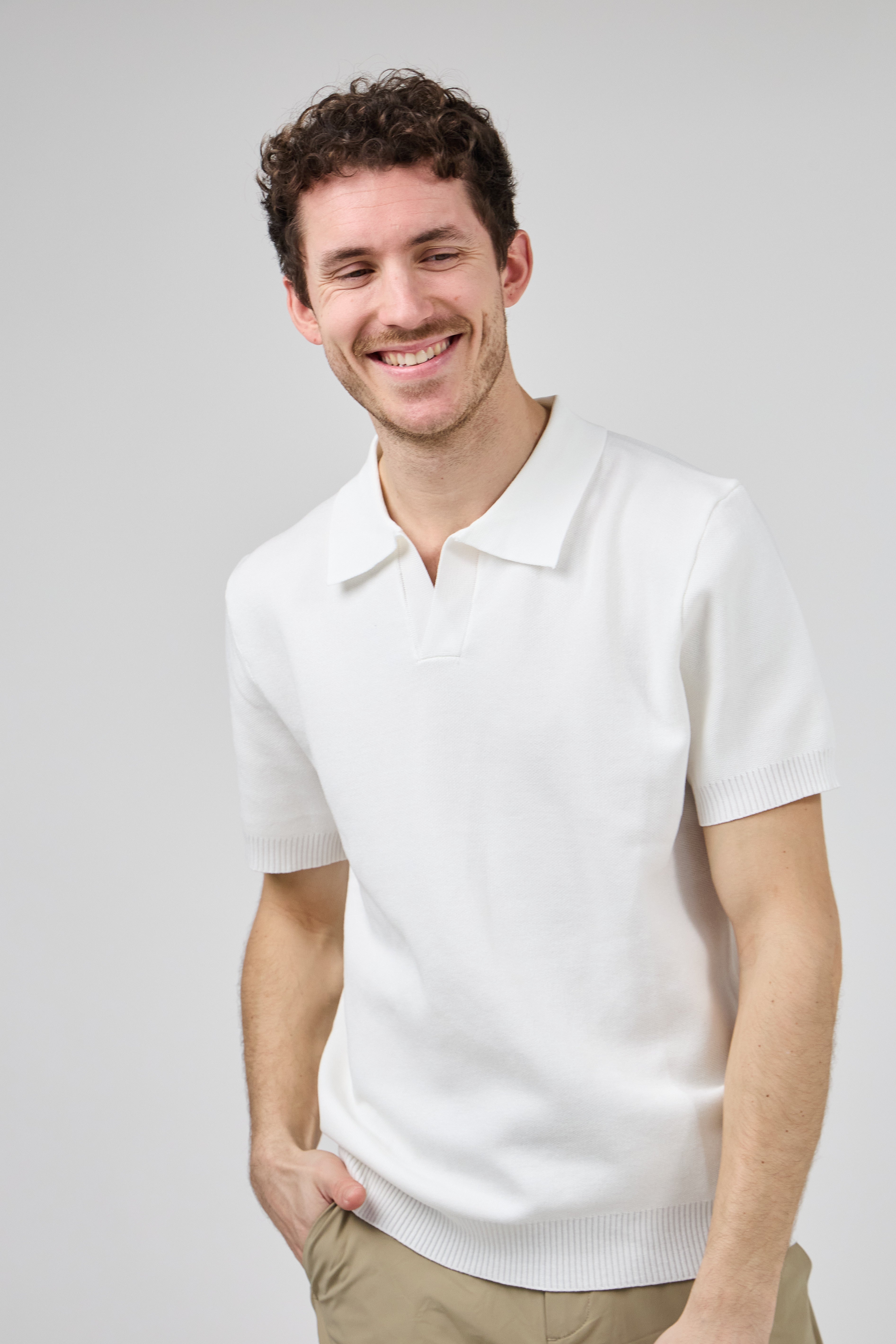 Polo tricoté à manches courtes