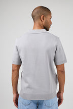 Polo tricoté à manches courtes