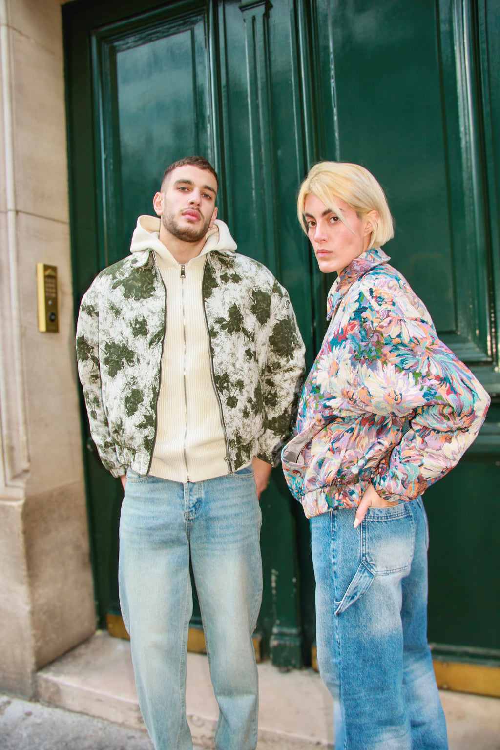 Veste zippée oversize à motif floral jacquard