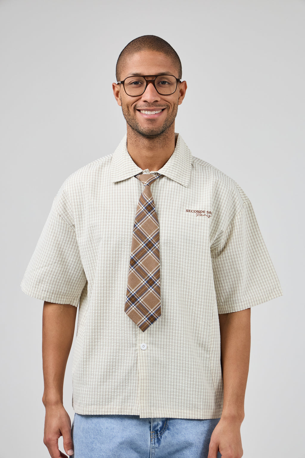 Chemise Oversize à Carreaux avec Cravate – Urban College