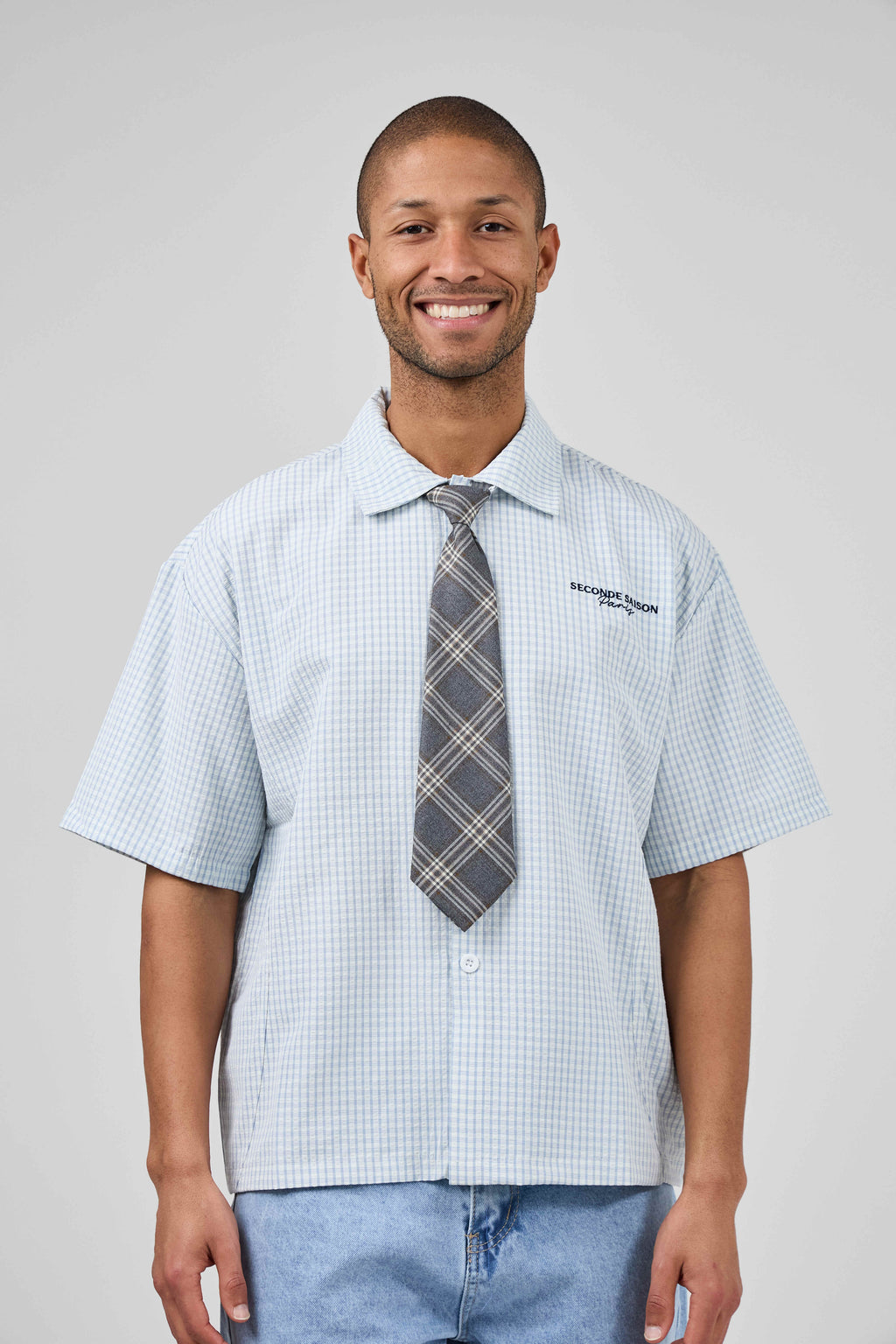 Chemise Oversize à Carreaux avec Cravate – Urban College
