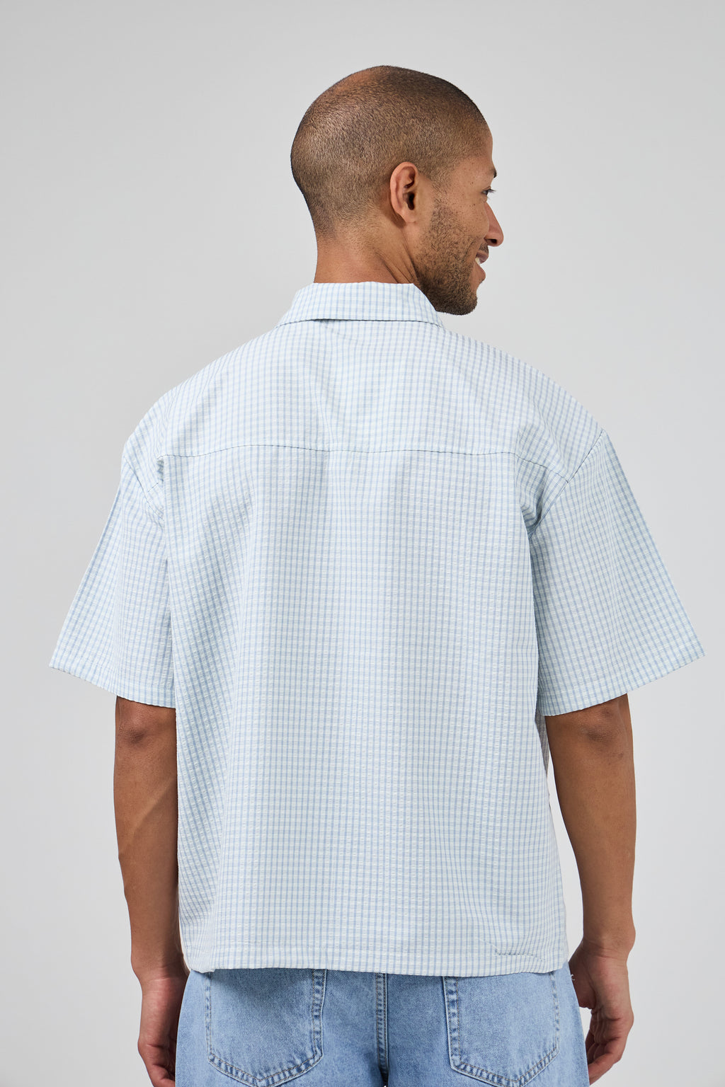 Chemise Oversize à Carreaux avec Cravate – Urban College