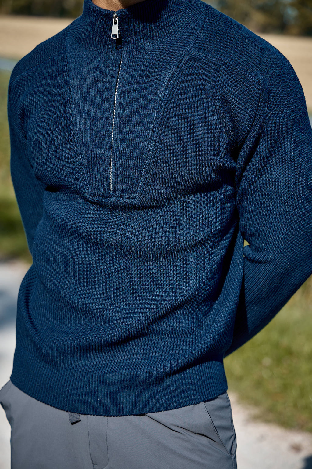 Pull Homme Col Montant Demi-Zippé