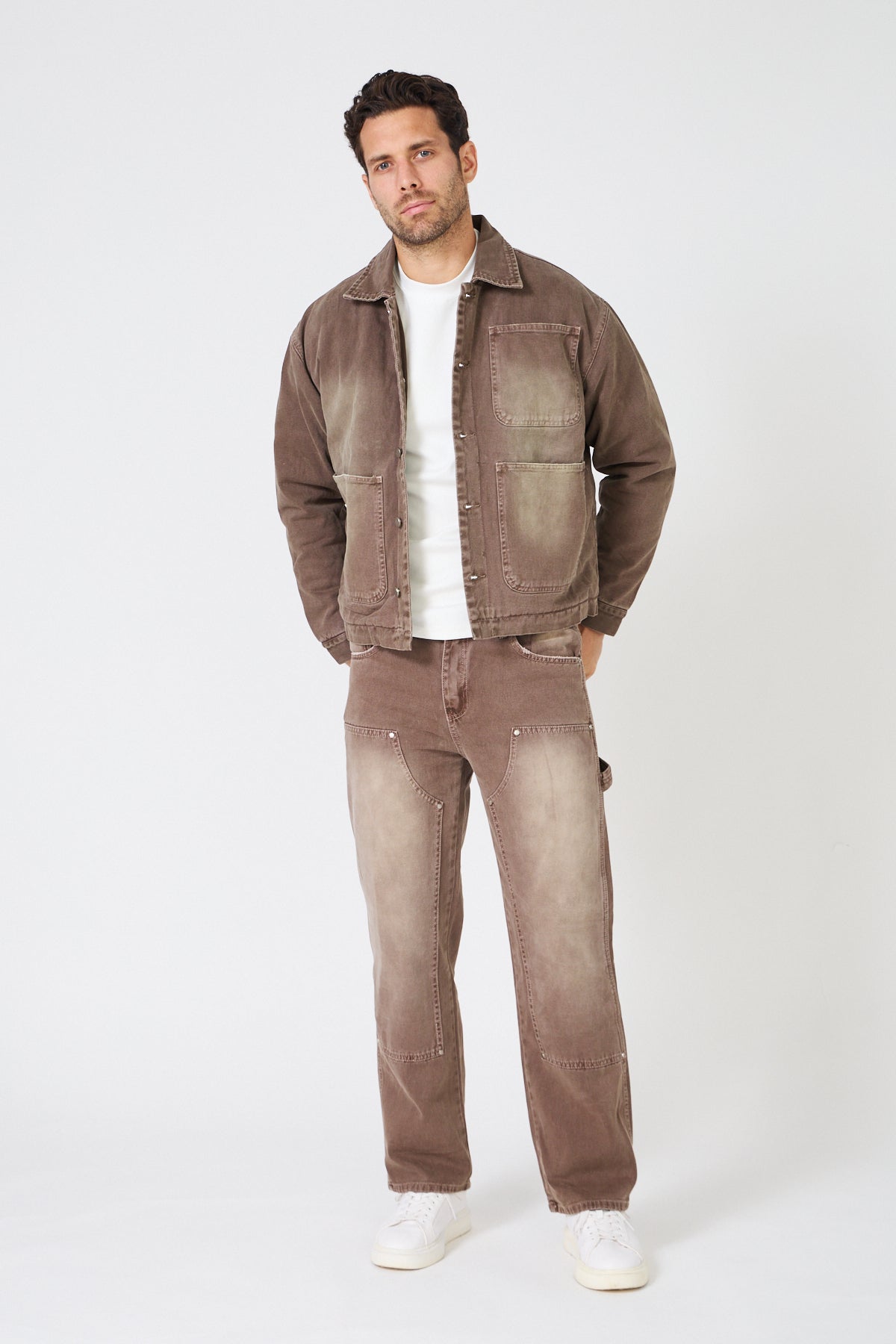 Veste et pantalon en jean délavé effet marron vieilli– Ensemble