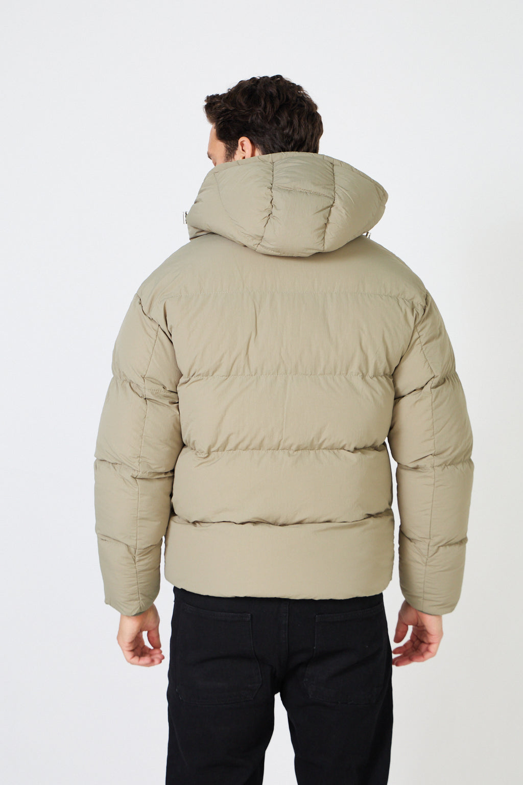 Men's quilted down jacket with hood