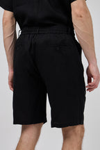 Short homme à taille élastique en lin avec cordon de serrage