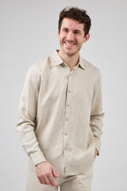 Chemise en lin à Manches Longues Coupe Moderne Boutonnée