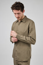 Chemise en lin à Manches Longues Coupe Moderne Boutonnée