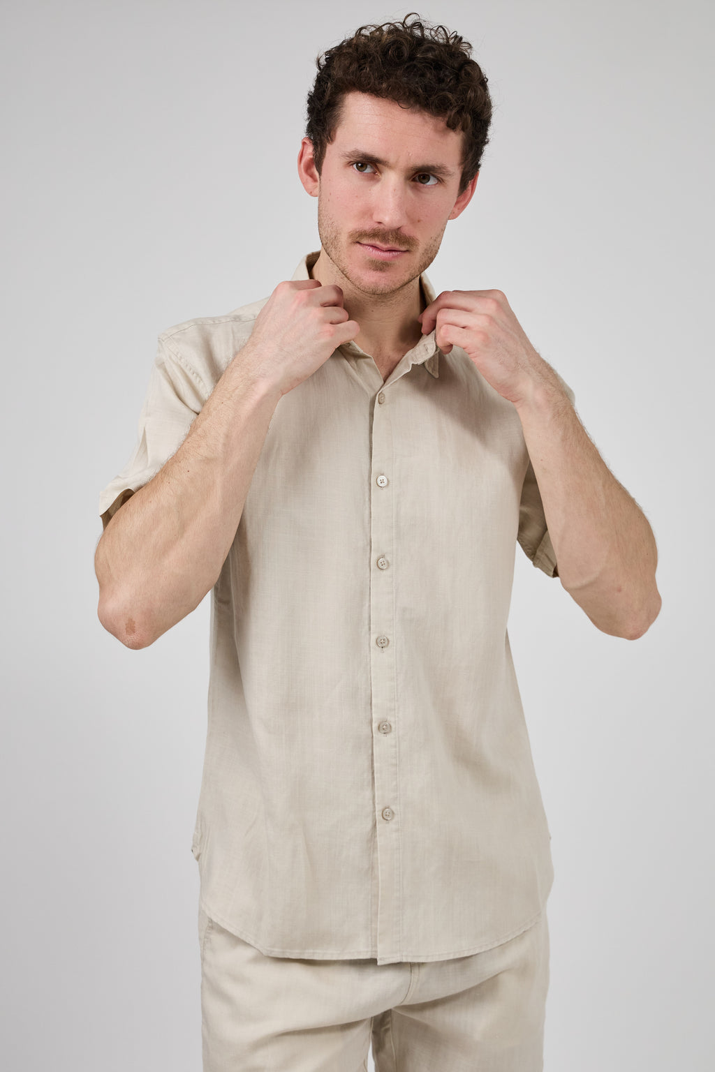 Chemise en Lin à Manches Courtes