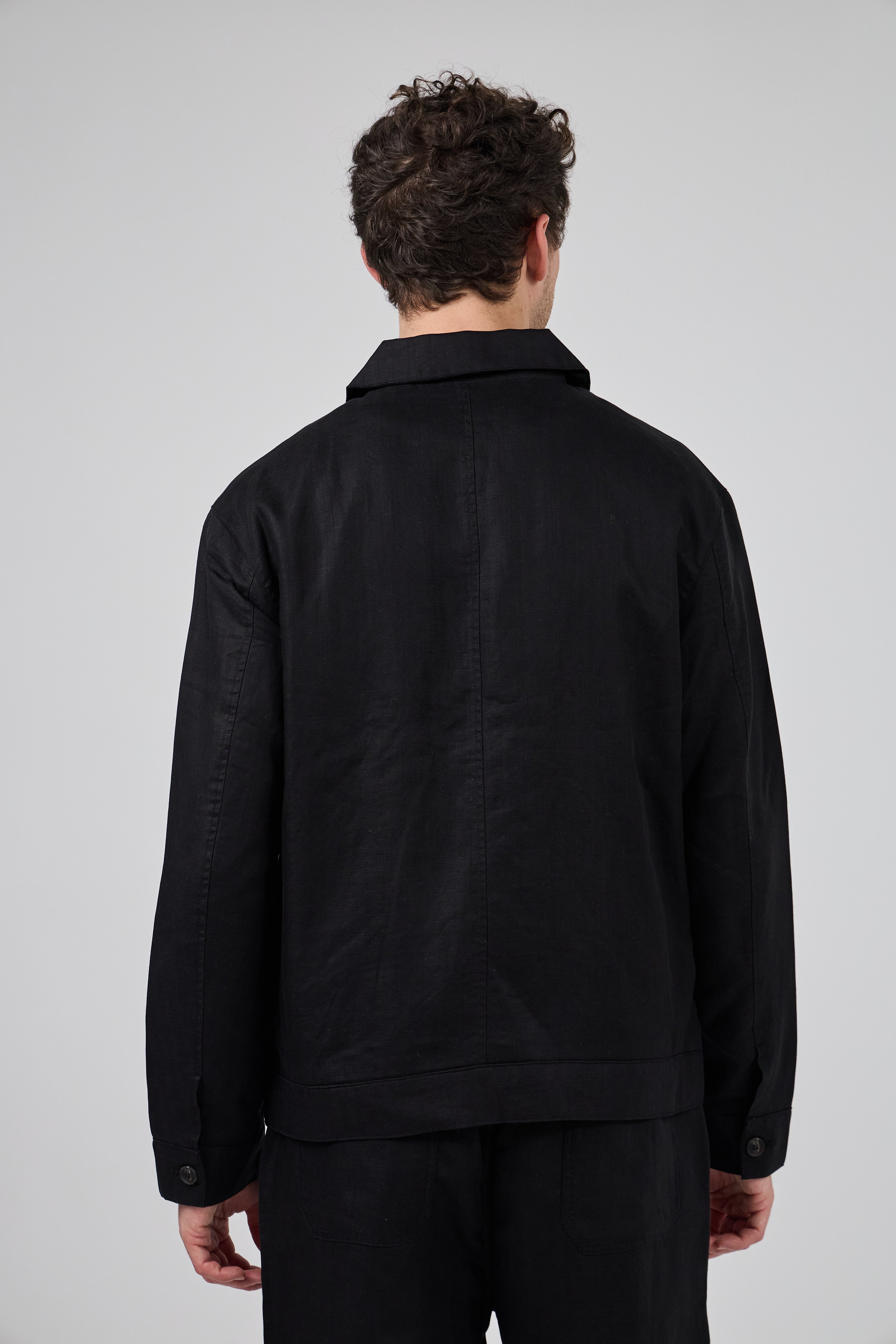 Veste en lin zippée à col classique doubler à l interieur avec poche