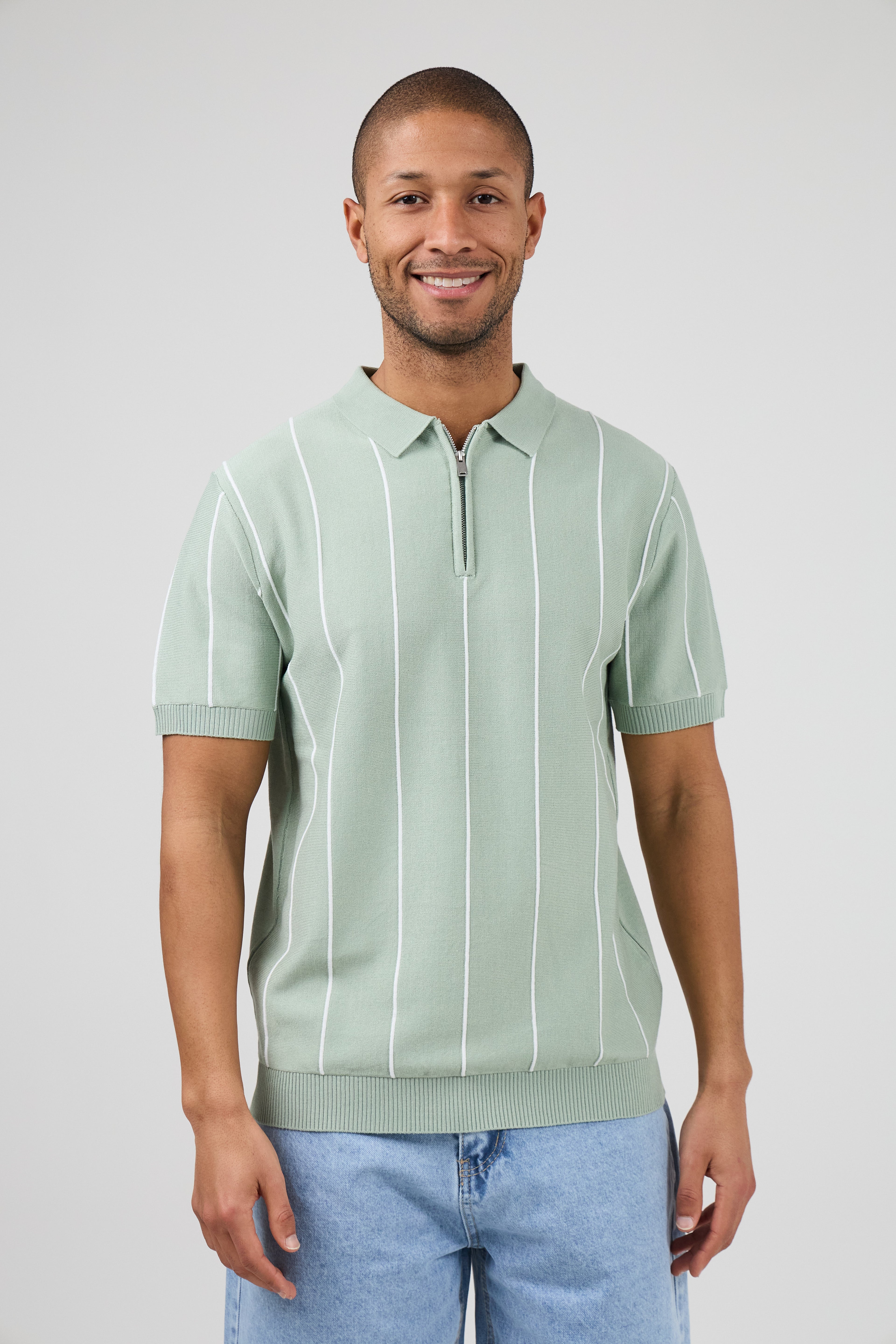 Polo en maille  avec zip