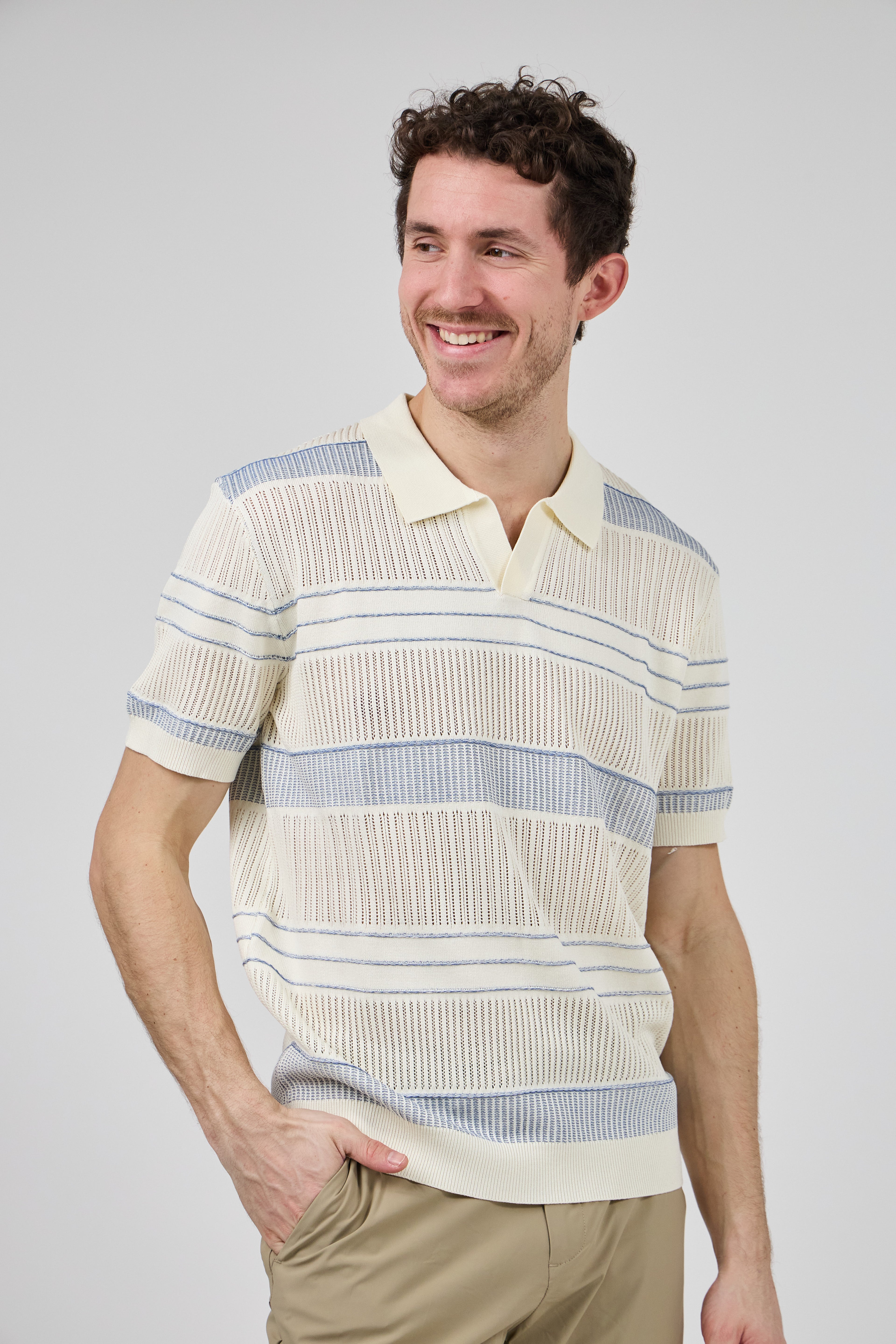 Polo homme à manches courtes avec motif rayé et col classique