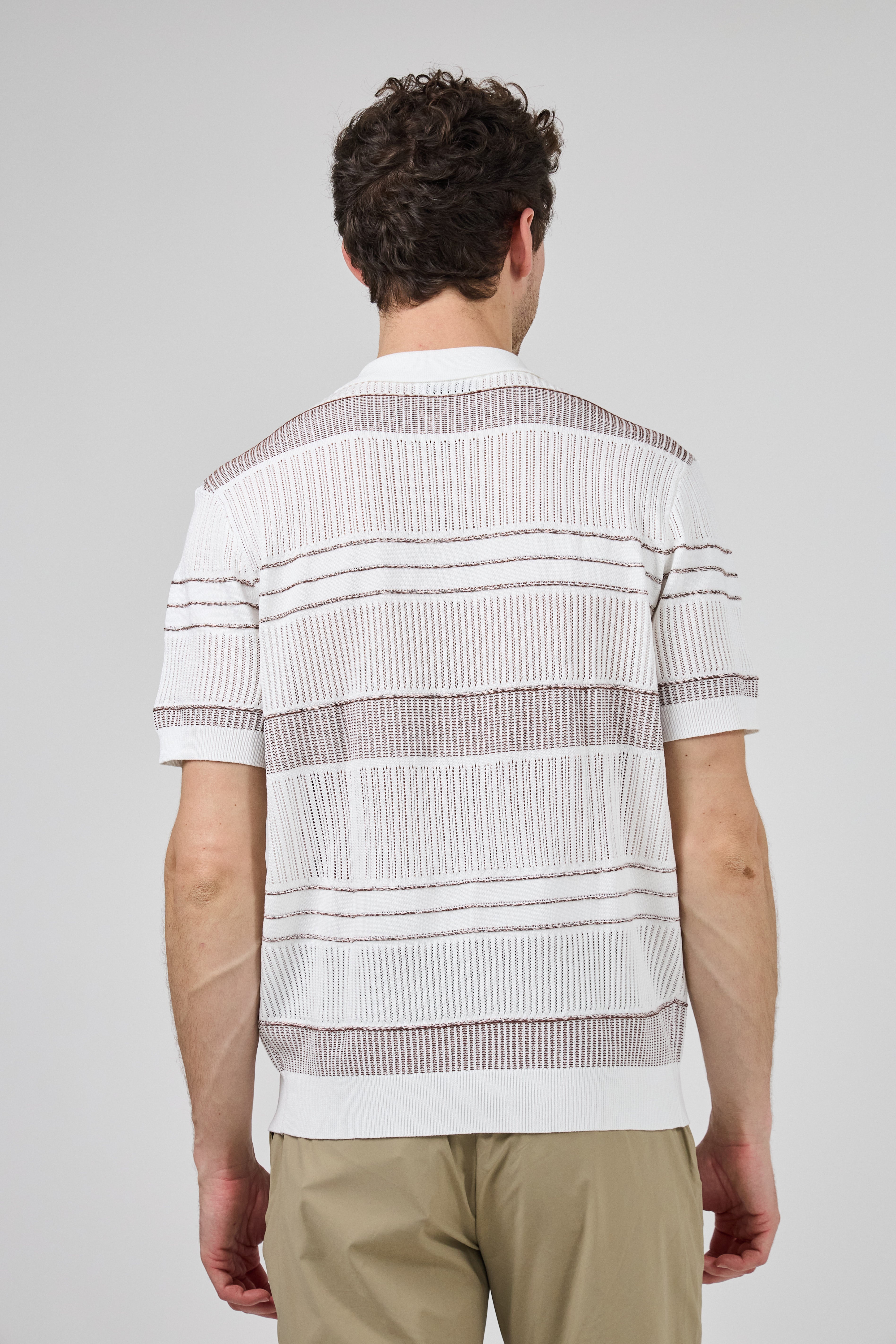 Polo homme à manches courtes avec motif rayé et col classique