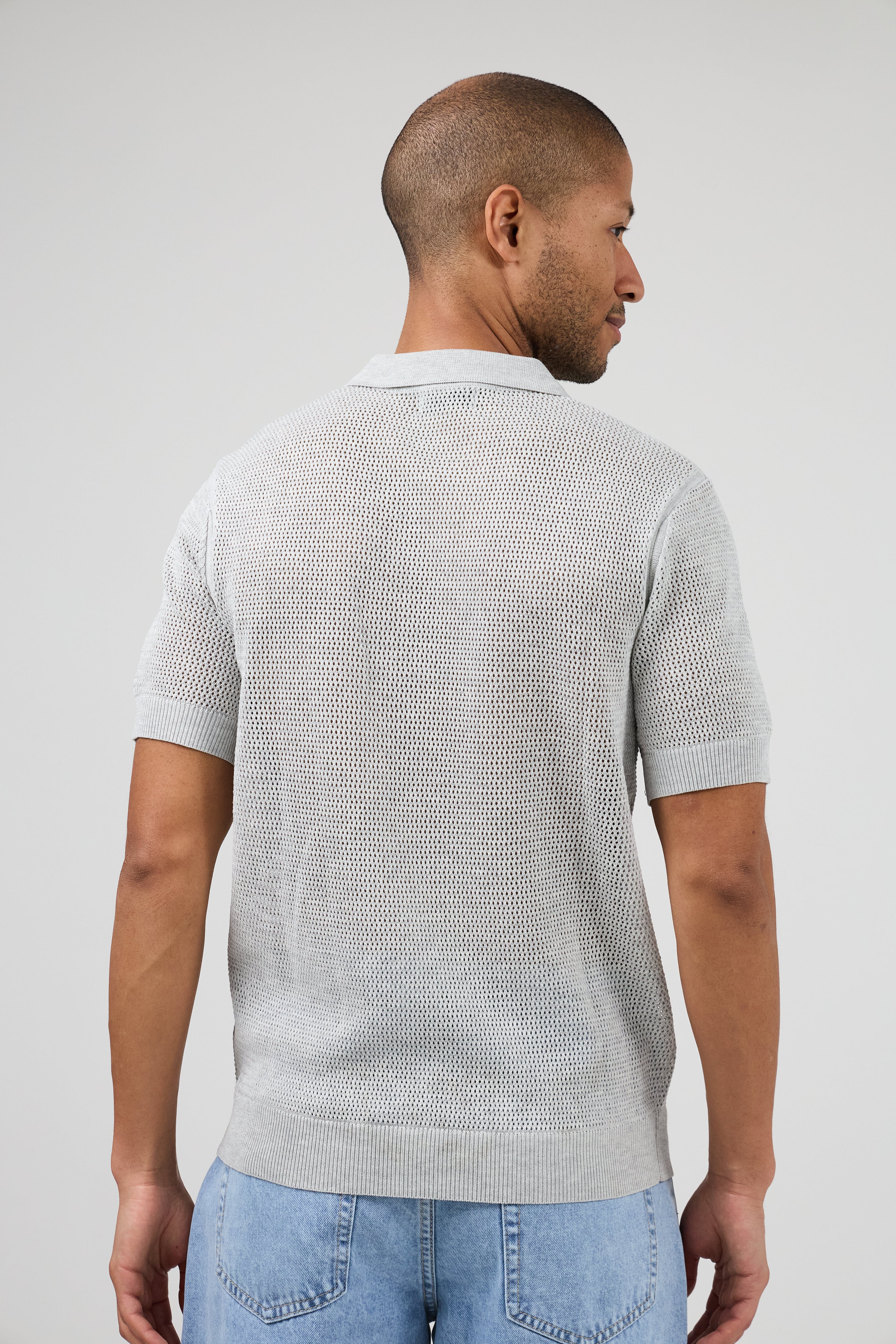 Polo homme à manches courtes au design texturé élégant