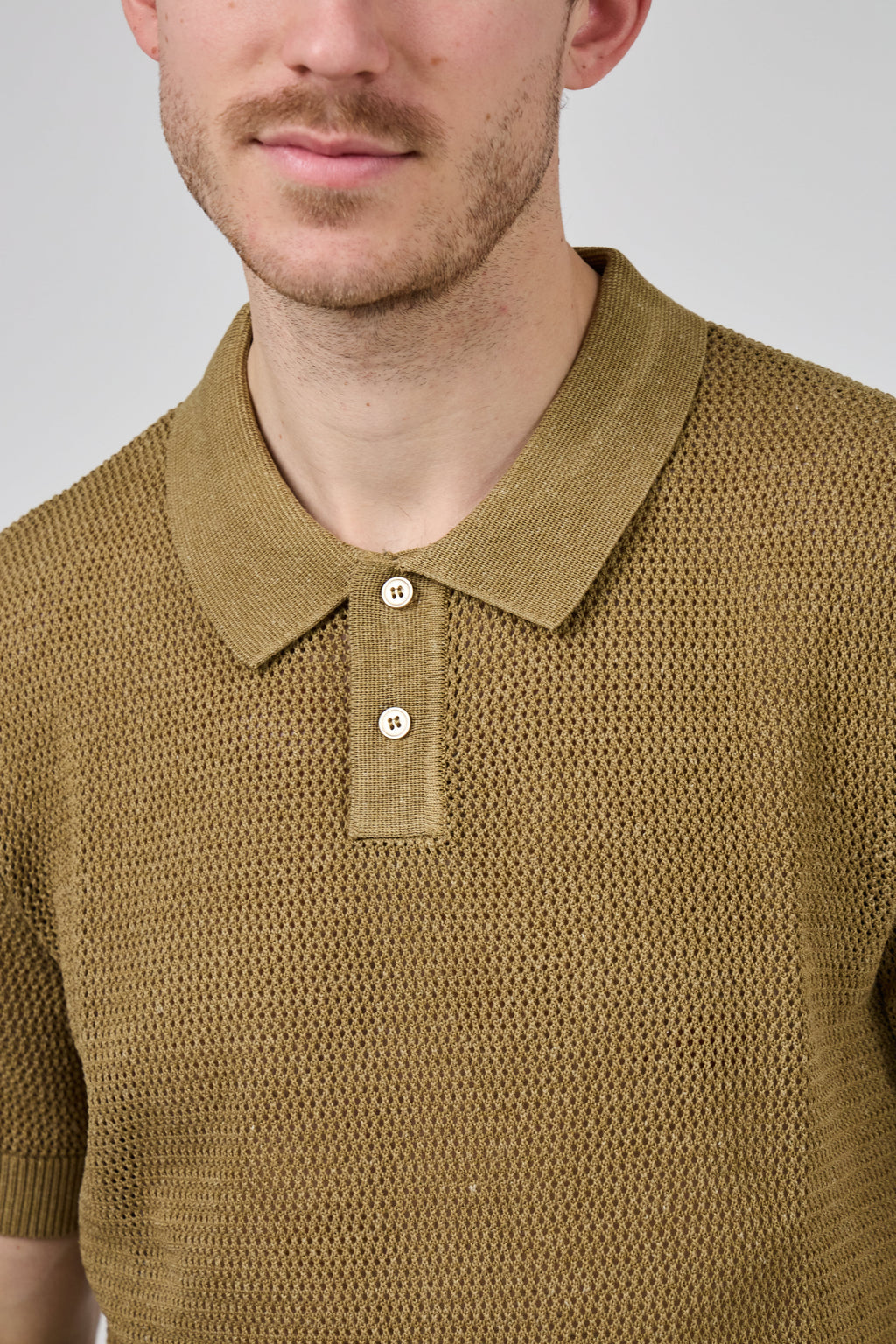 Polo homme à manches courtes au design texturé élégant