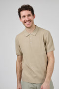 Men's short-sleeved knit polo shirt with classic collar