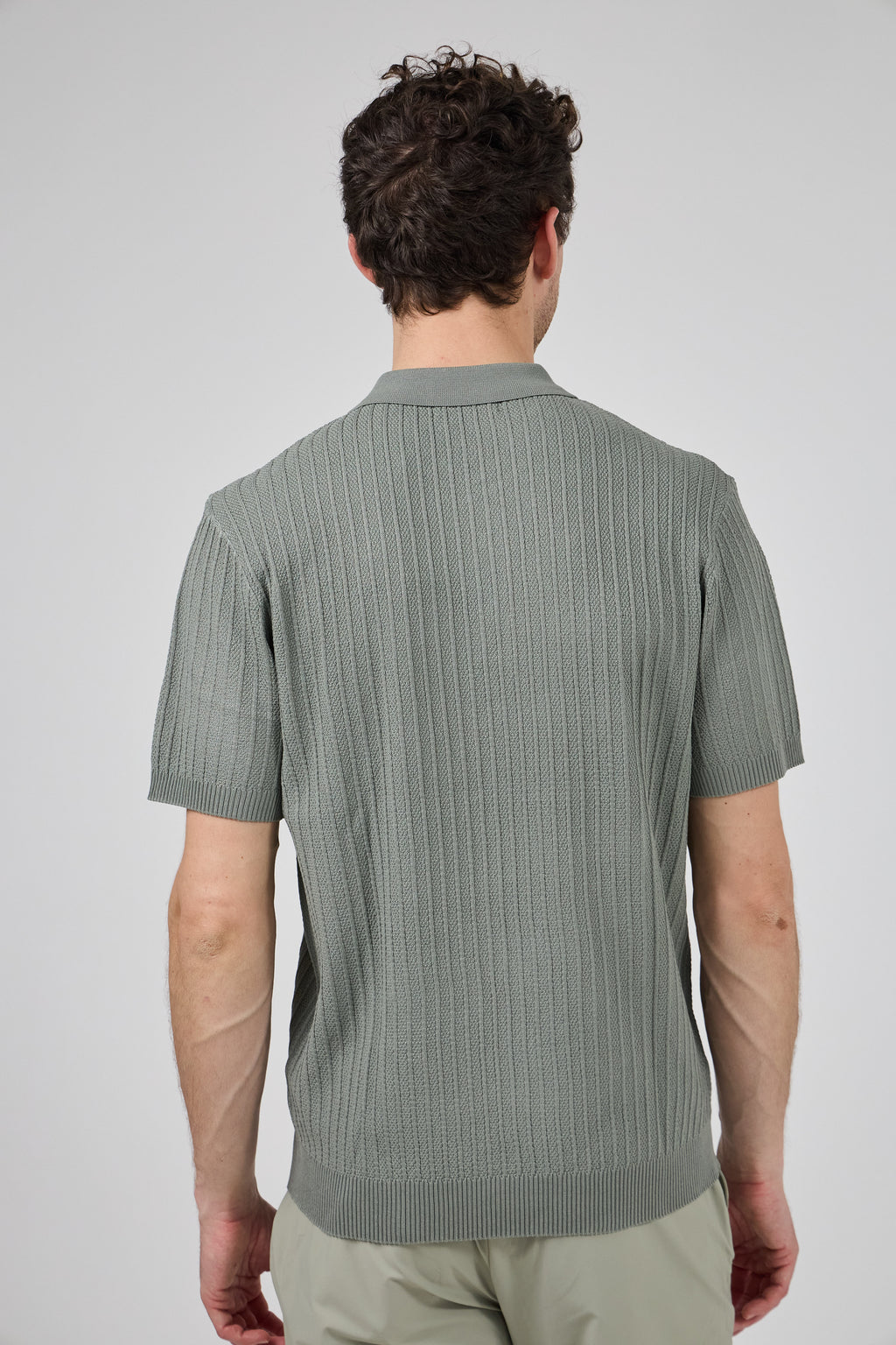 Polo en maille homme à manches courtes avec col classique