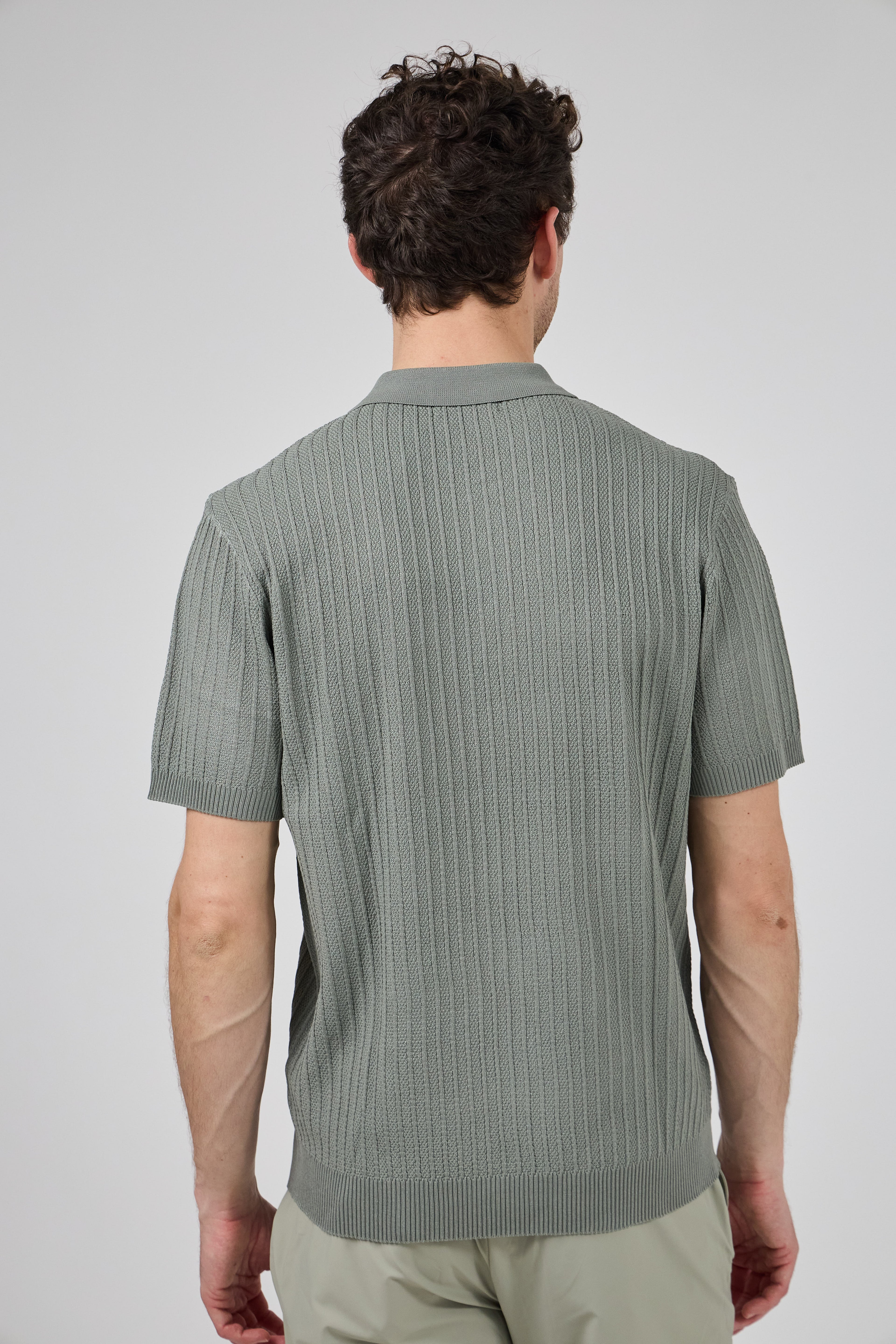 Polo en maille homme à manches courtes avec col classique