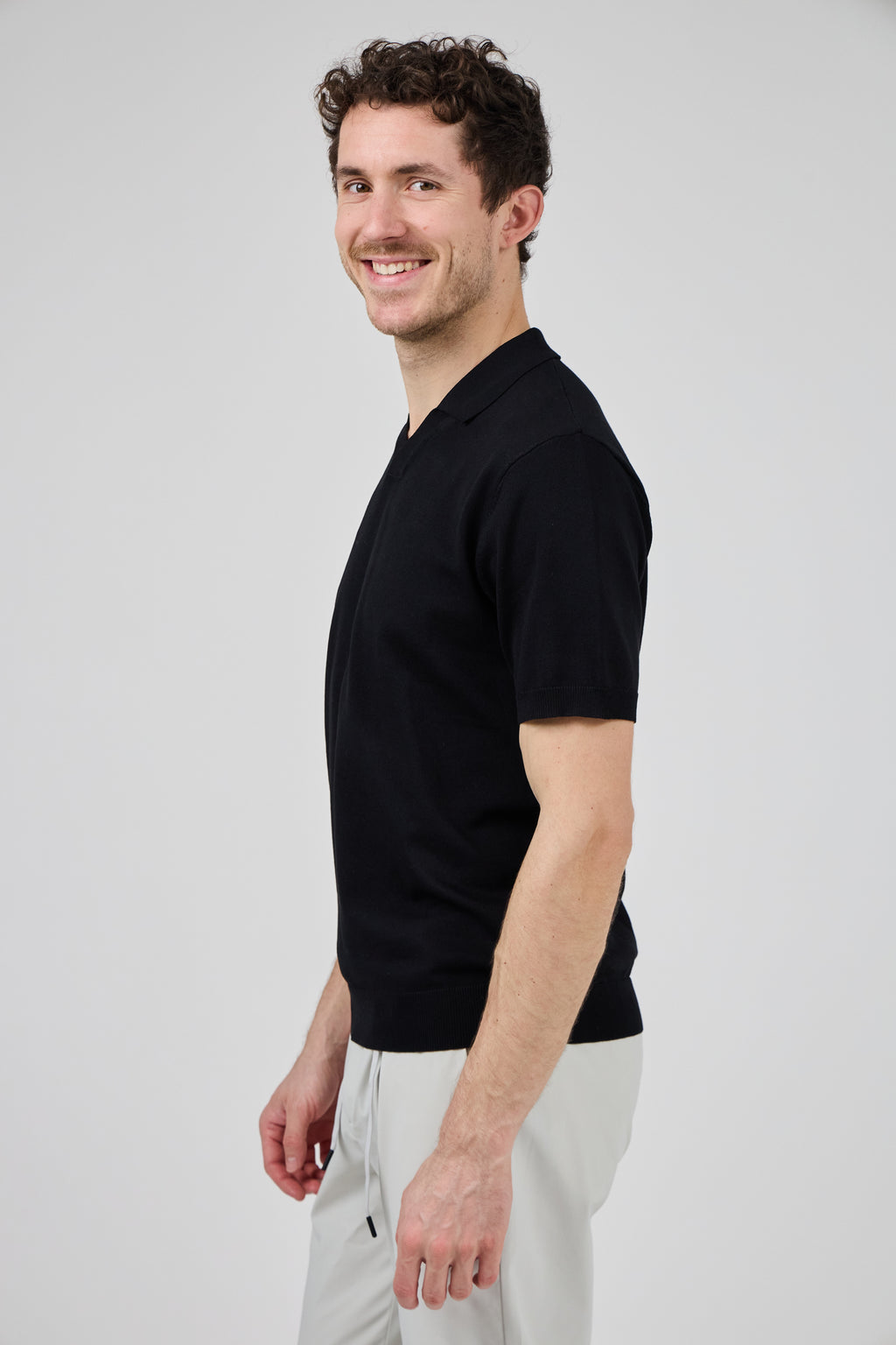 Polo homme à manches courtes coupe moderne
