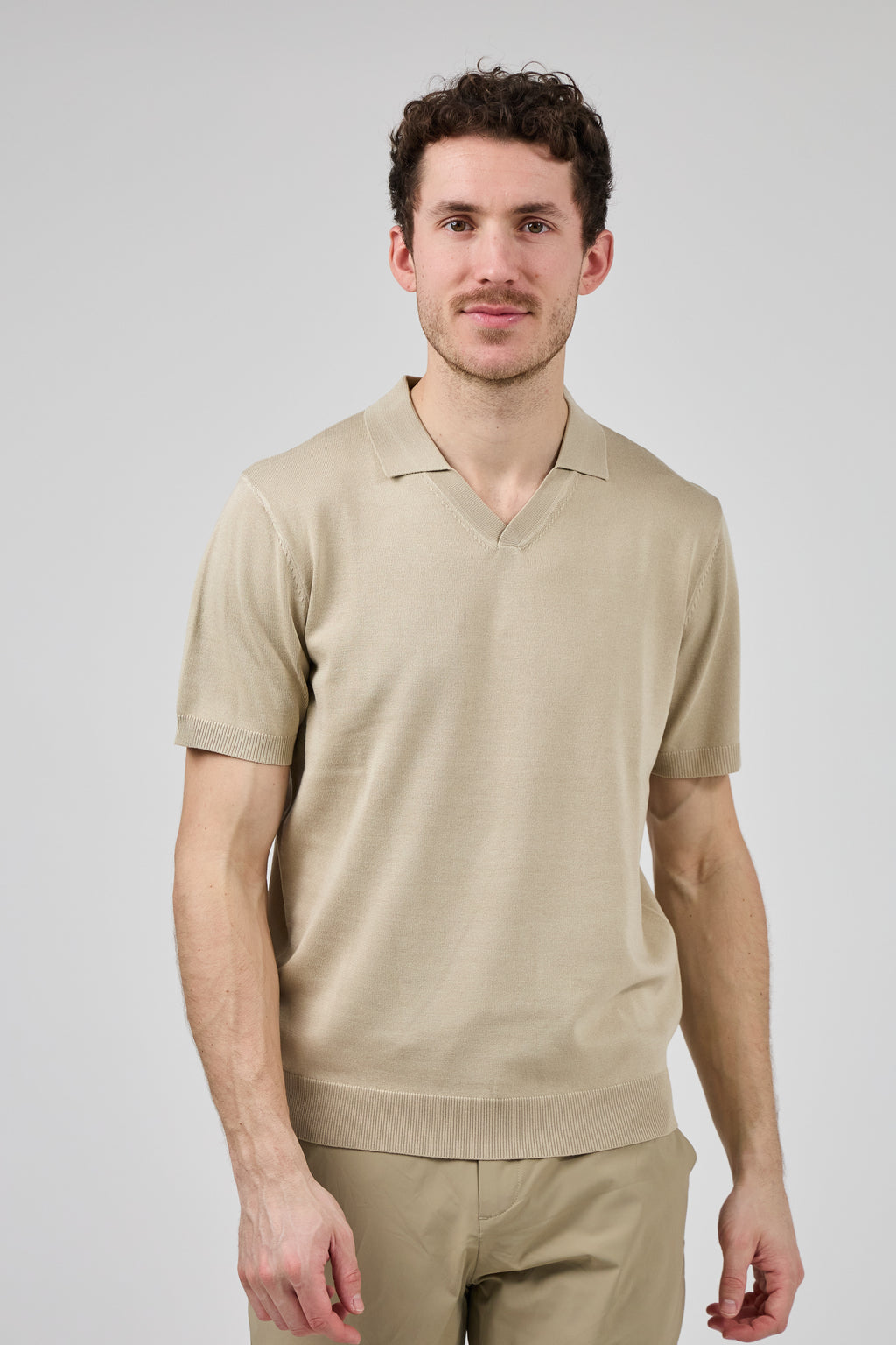 Polo homme à manches courtes coupe moderne